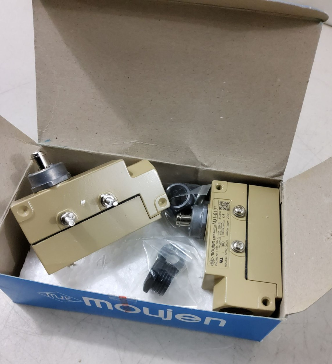 Moujen Limit Switch MJ1-6101 NEW