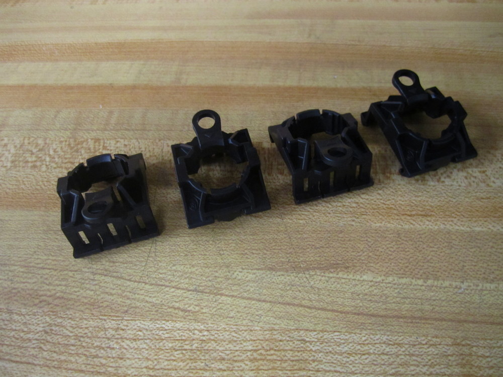 Klockner Moeller BE6 Eaton Latch Mount A22-BE6 (Pack of 12)