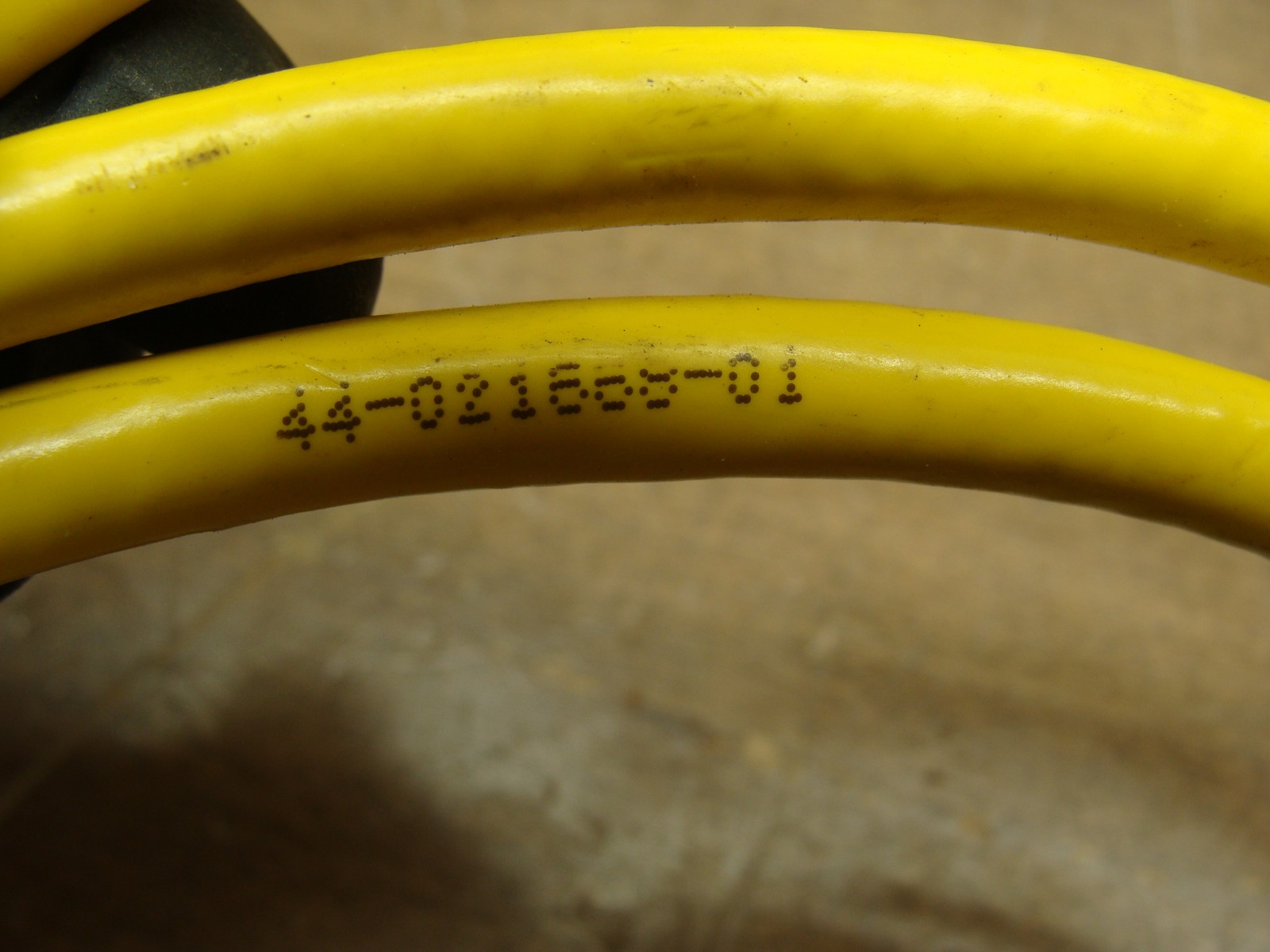PARKER SHIELDED SERVO POWER CABLE 71-025010 44-021668-01 8FT W/17-PIN CONNECTOR