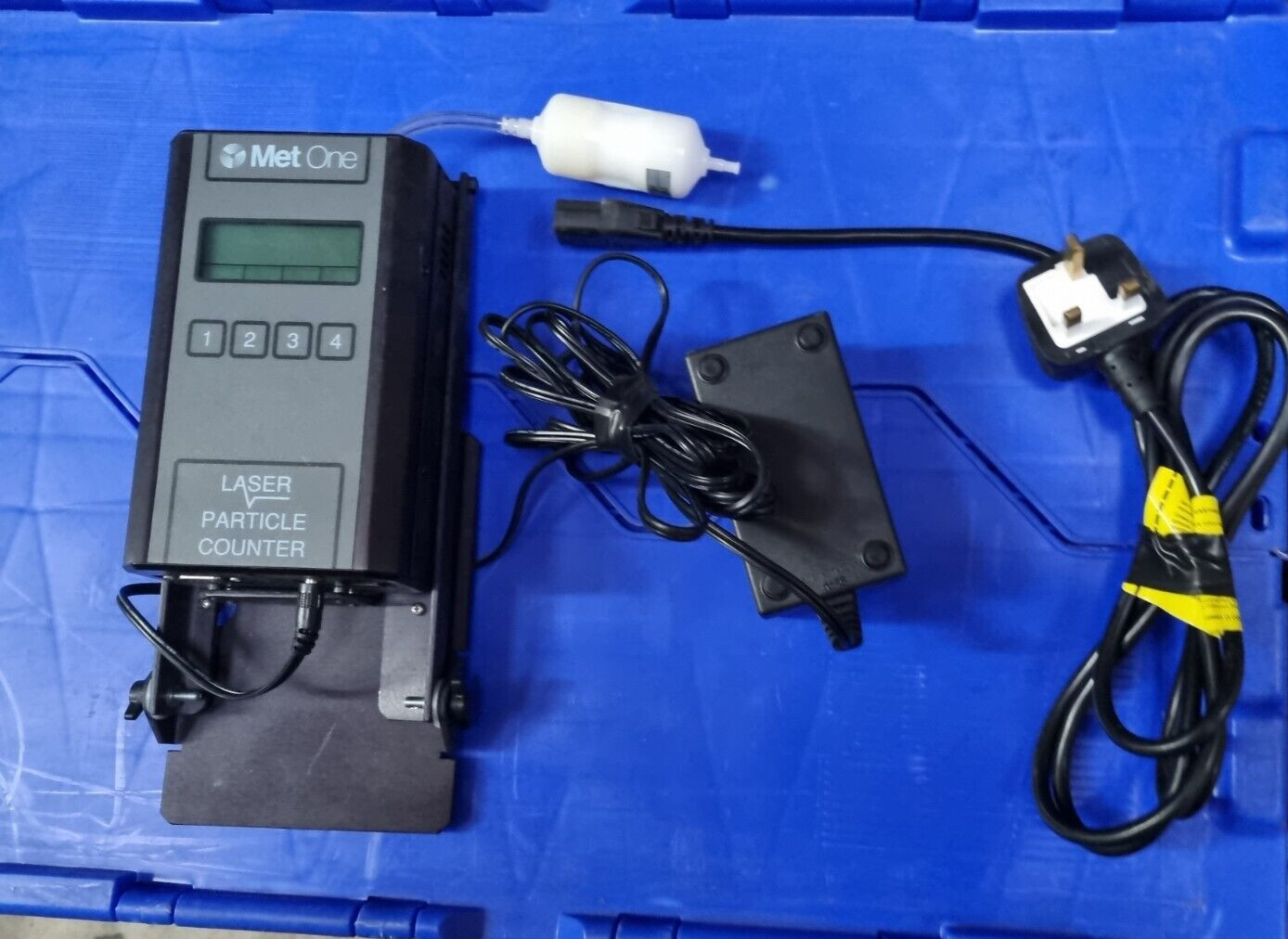 METONE 227A .5.1CE 2082611-21 LASER PARTICLE COUNTER W/ AP2072EF POWER SUPPLY W/