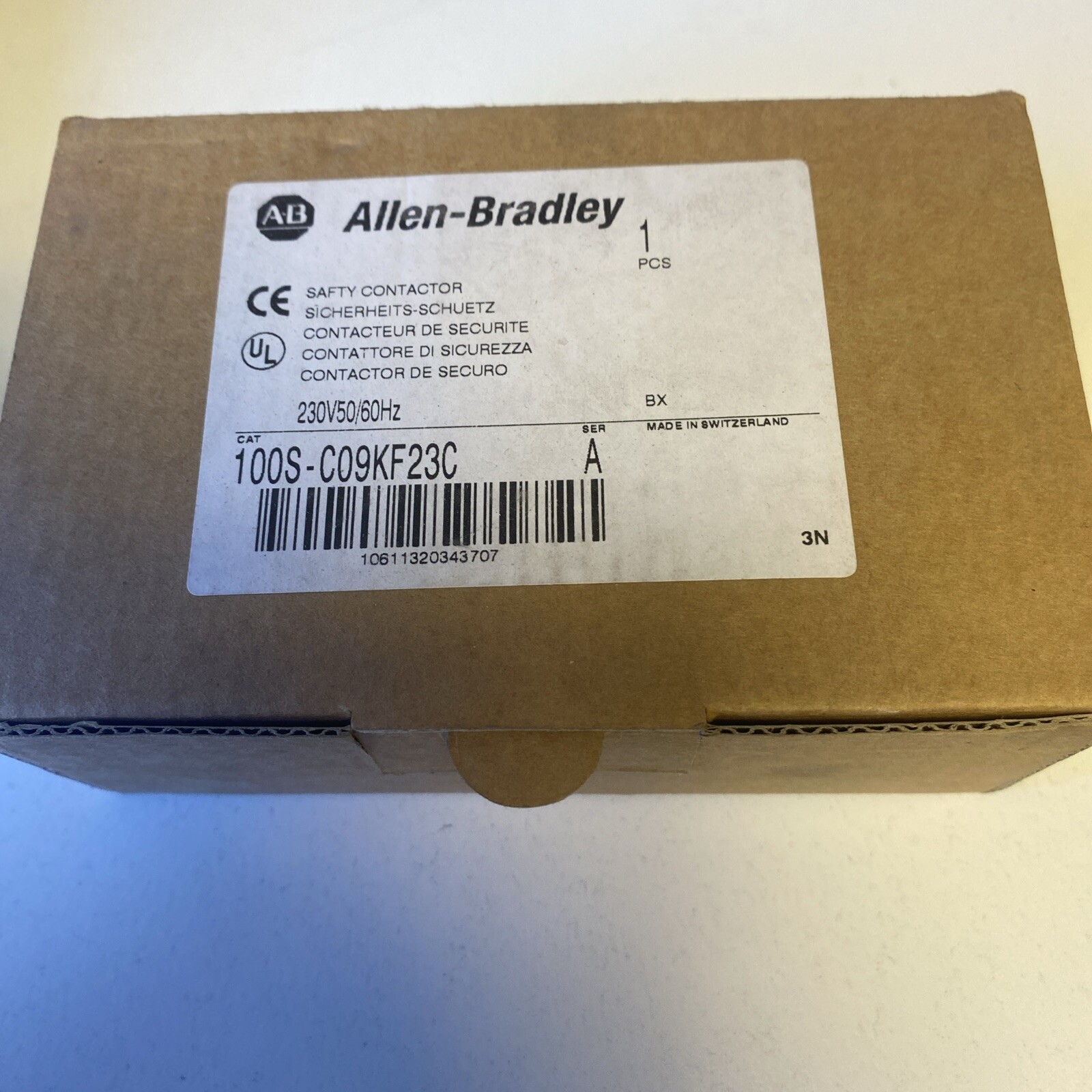 Allen-Bradley 100S-C09D05C Series C Safety Performance Contactor 9A 230V AC New