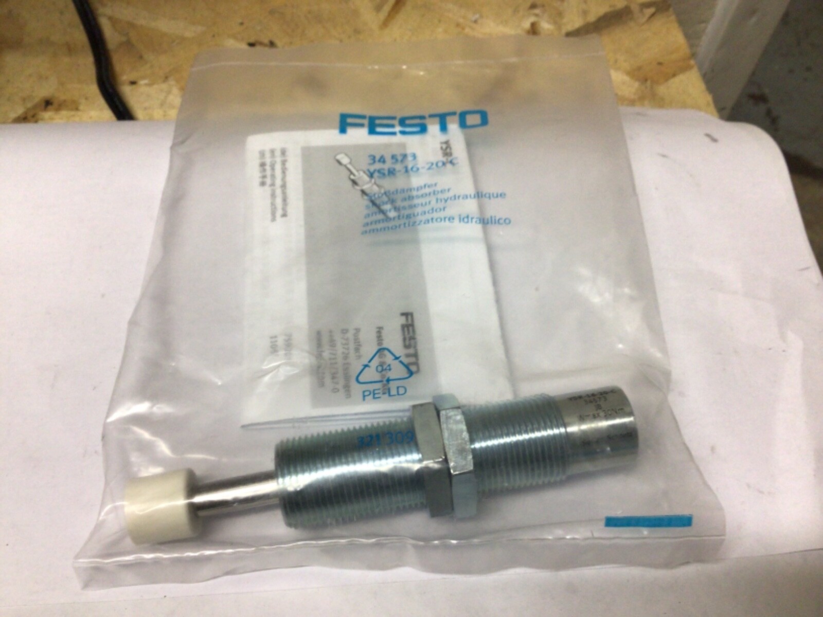 Festo YSR-16-20-C Pneumatic Shock Absorber, Self-Adjusting, 20mm Stroke, YSR-C S