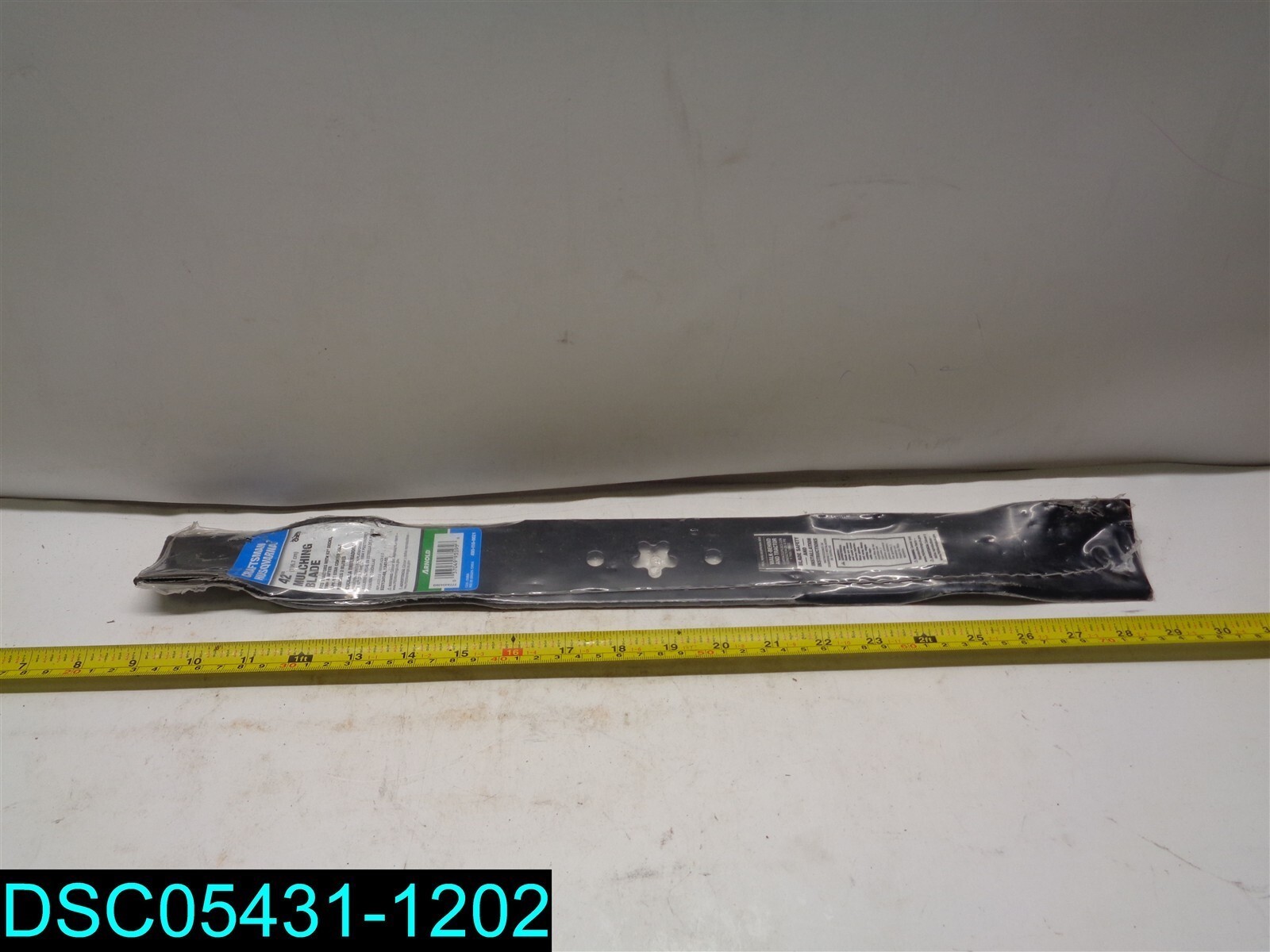 Part 4901100021 CRAFTSMAN Blade-Ayp 42 Mulch 134149, by Arnold