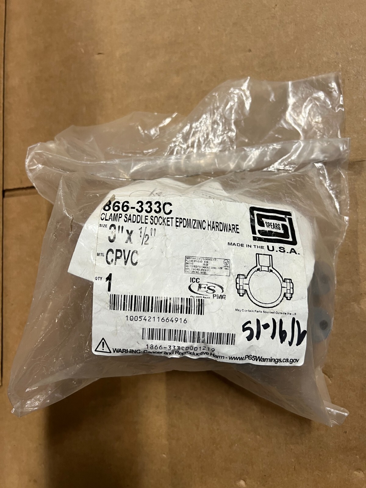SPEARS 866-333C CLAMP SADDLE SOC With Hardware 3″ X 1/2″ CPVC New NIB
