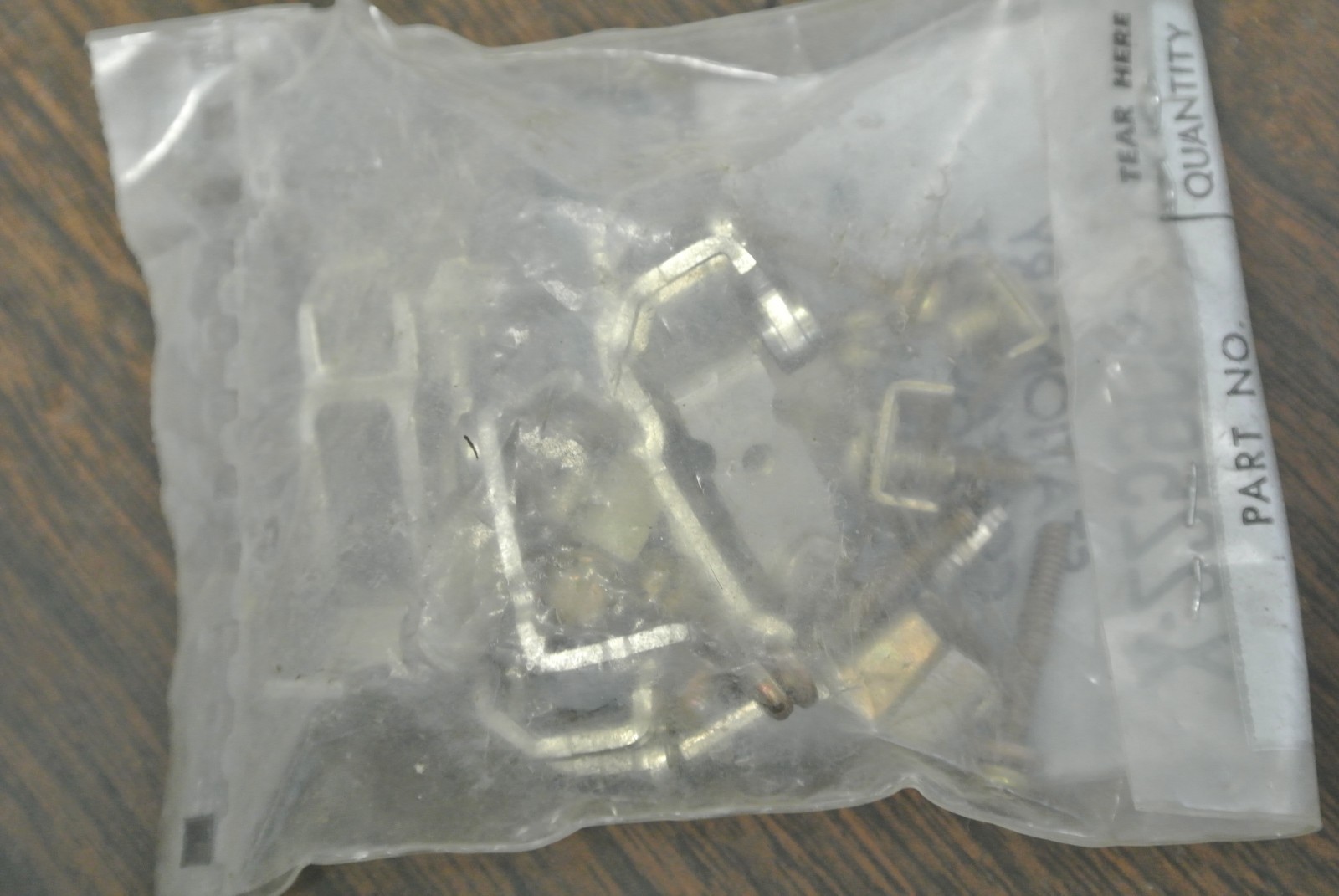 ALLEN-BRADLEY X-225906 4-POLE STATIONARY CONTACT KIT / TYPE BR / NEW SURPLUS