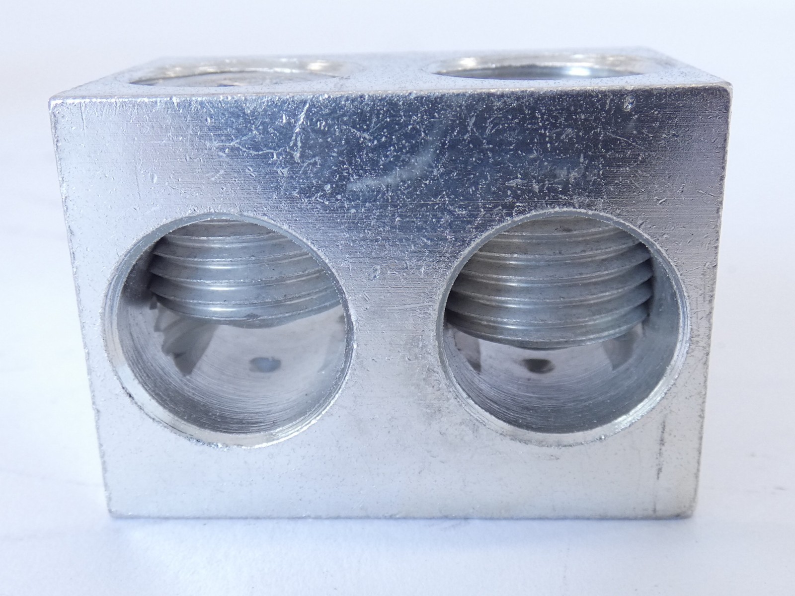 Burndy K2A29U Universal Terminal Wire Connector Lug – NEW Surplus!