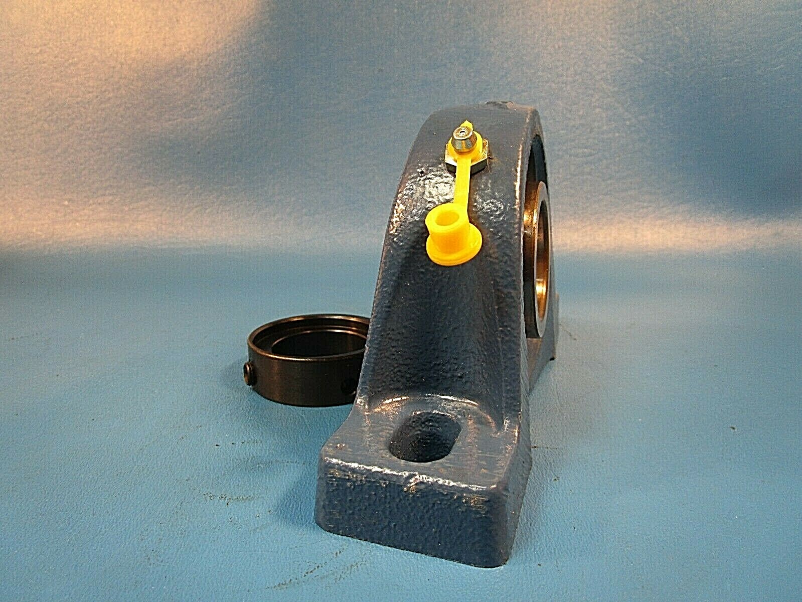 SKF, SYH 1 1/2 WF, 1 1/2″ Bore Pillow Block, Eccentric Collar