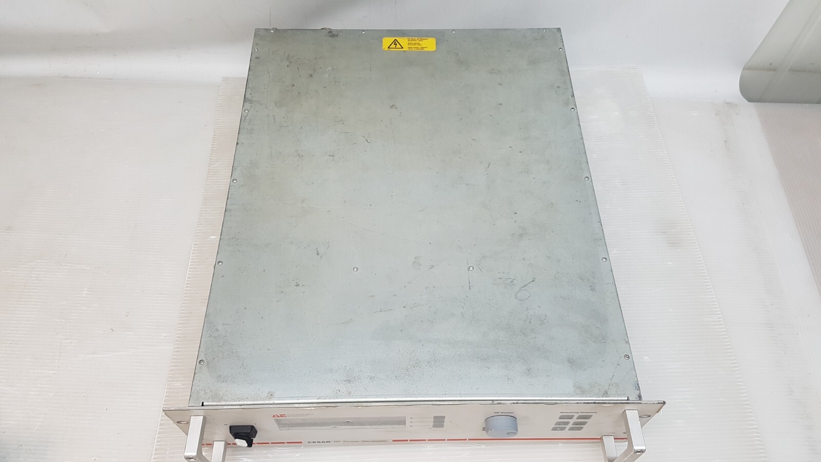 AE ADVANCED ENERGY CESAR RF POWER GENERATOR 1330, 3000W, 13.56MHZ, 61300122