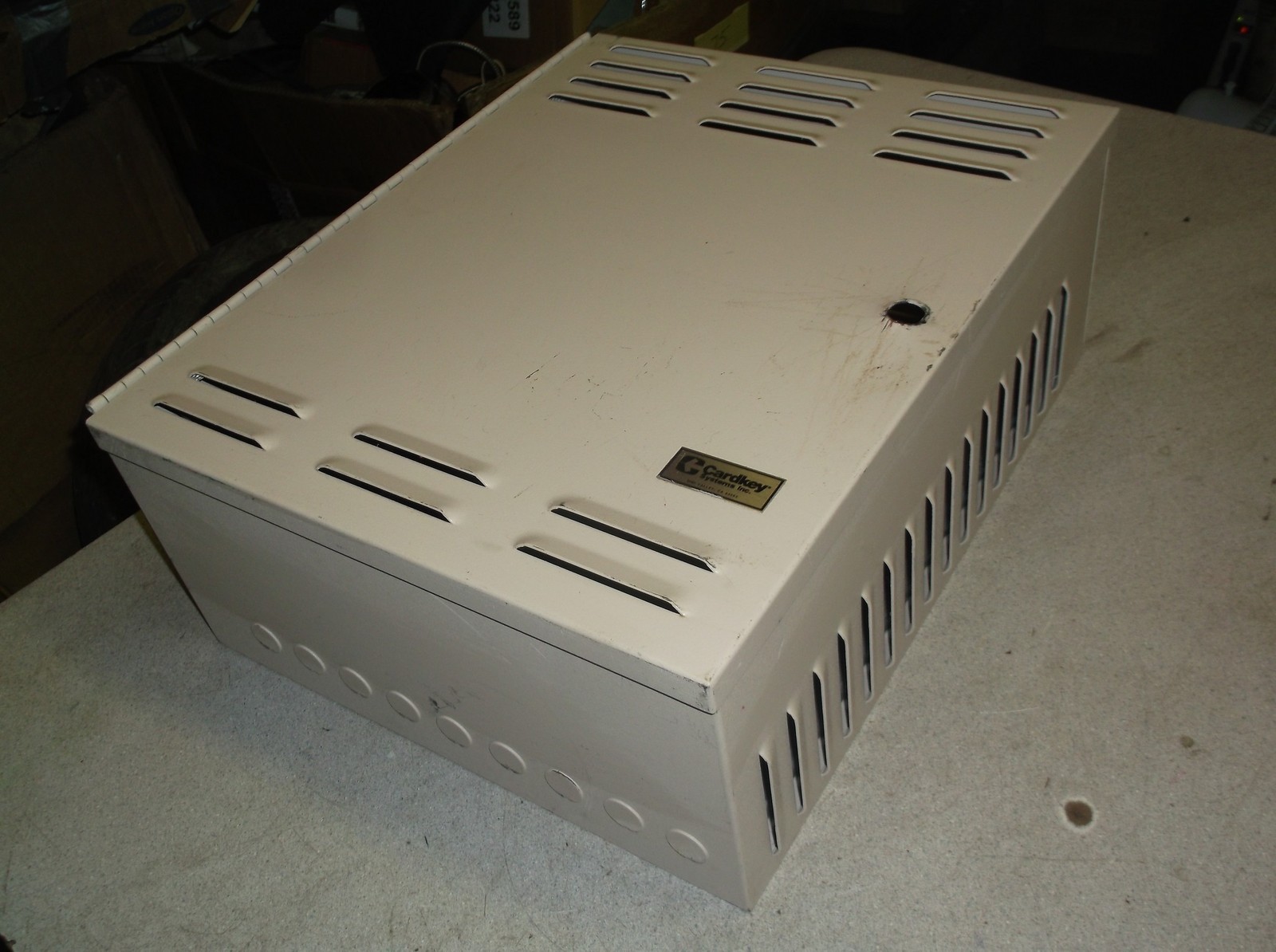CardKey Systems Access Control System 17-0832-01 15″ x 19″ x 7″ *FREE SHIPPING*