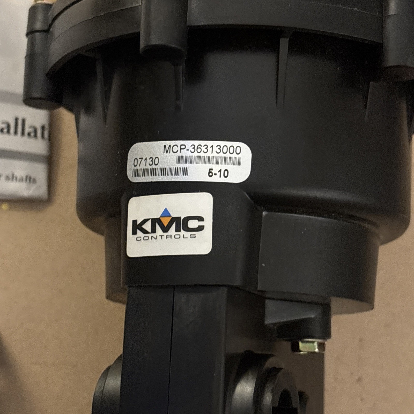 New KMC CONTROLS MCP-36313000 NSNP Rotary Actuator
