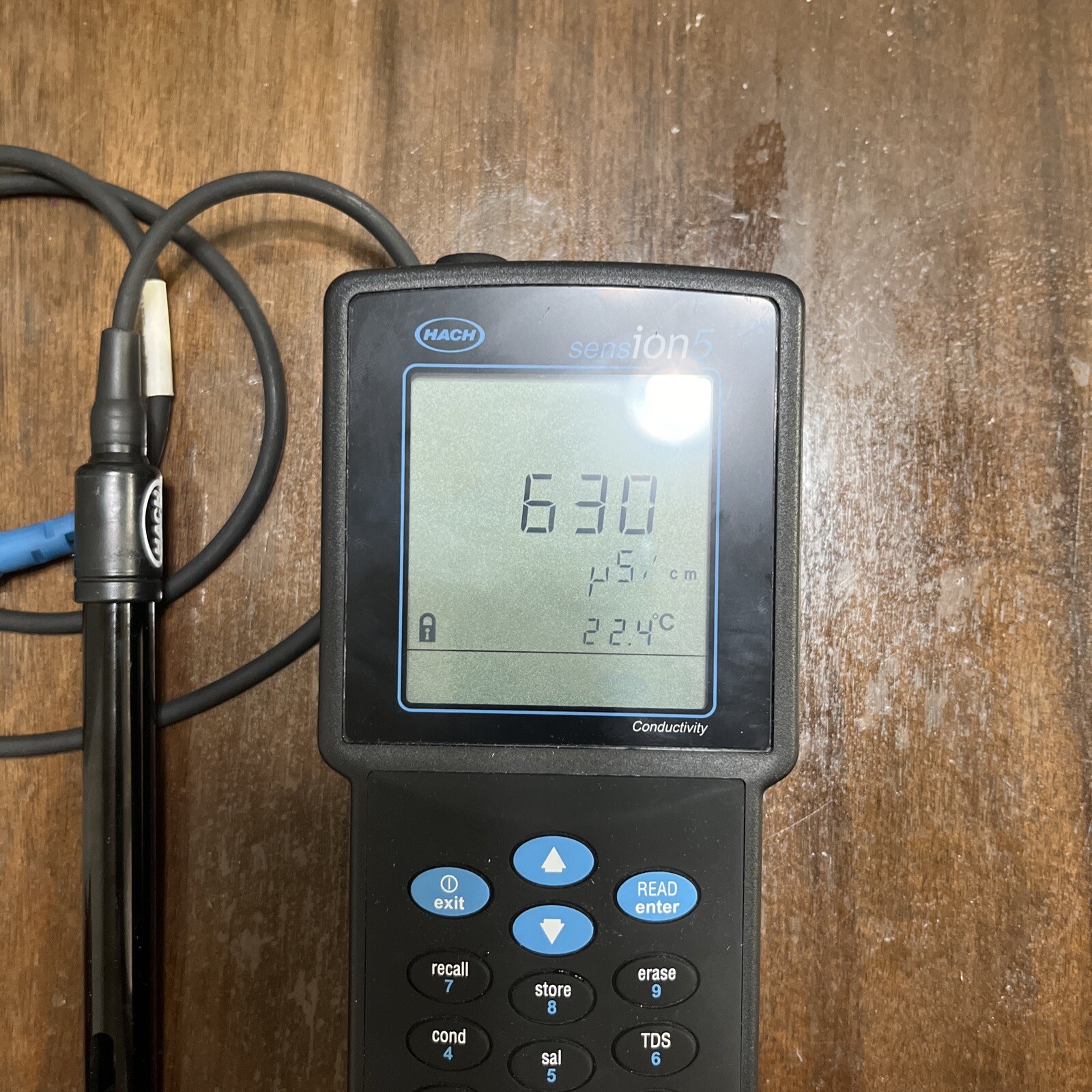 HACH SENSION5 portable conductivity meter with probe