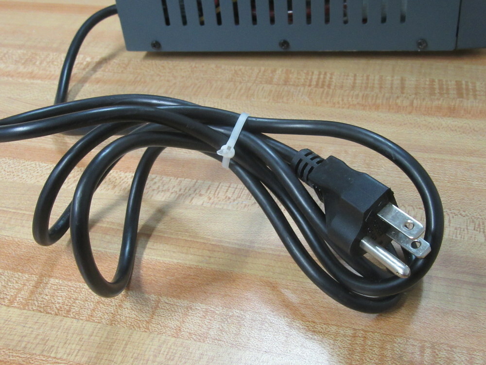 Extech 382203 DC Power Supply