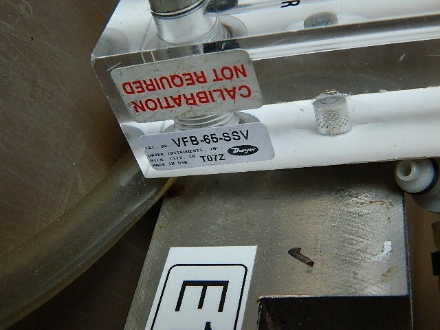 Purity Plus 2121351-84-500 Regulator with Dwyer Flowmeter VFB-65-SSV T27AG