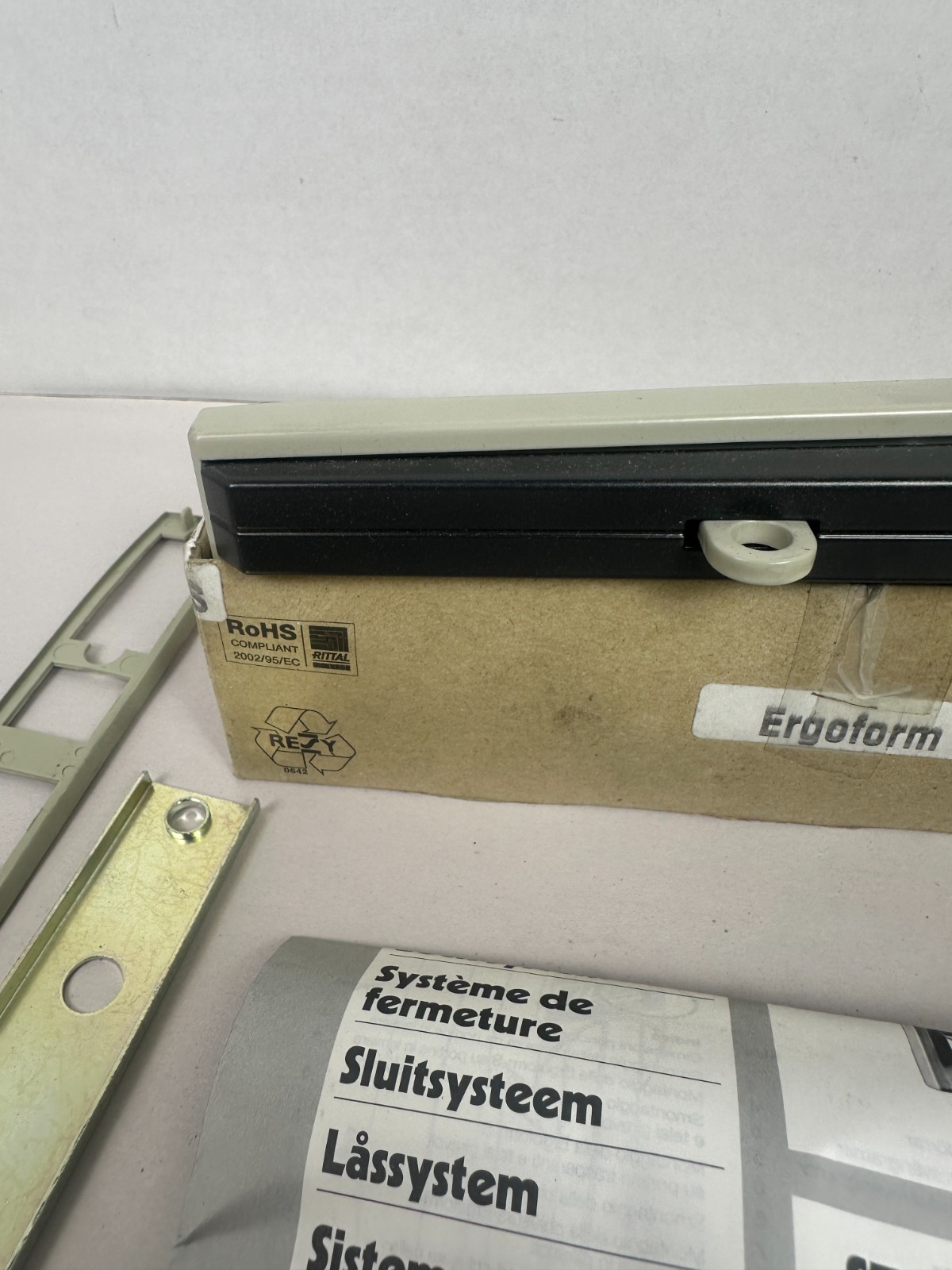 New Rittal SZ ERGOFORM S Latch, Replacement Handle