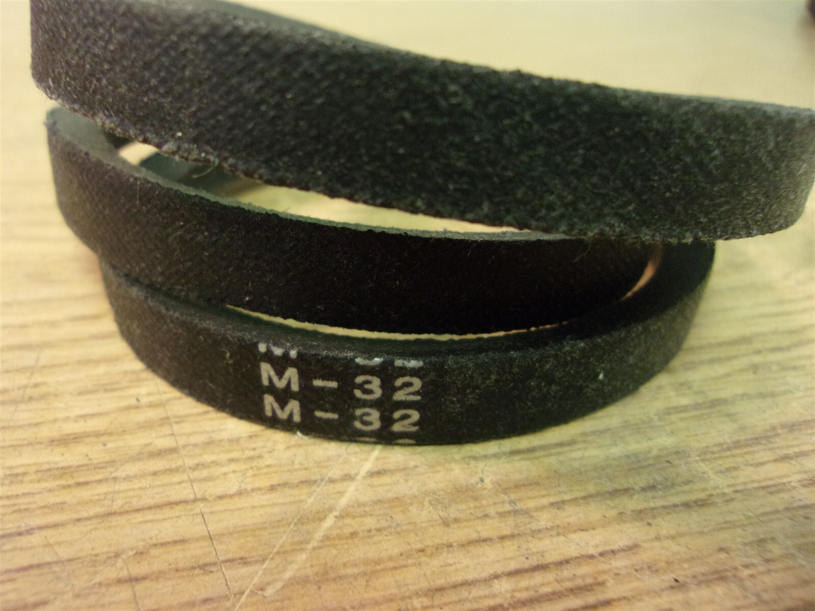 NEW M-32 V-Belt *FREE SHIPPING*