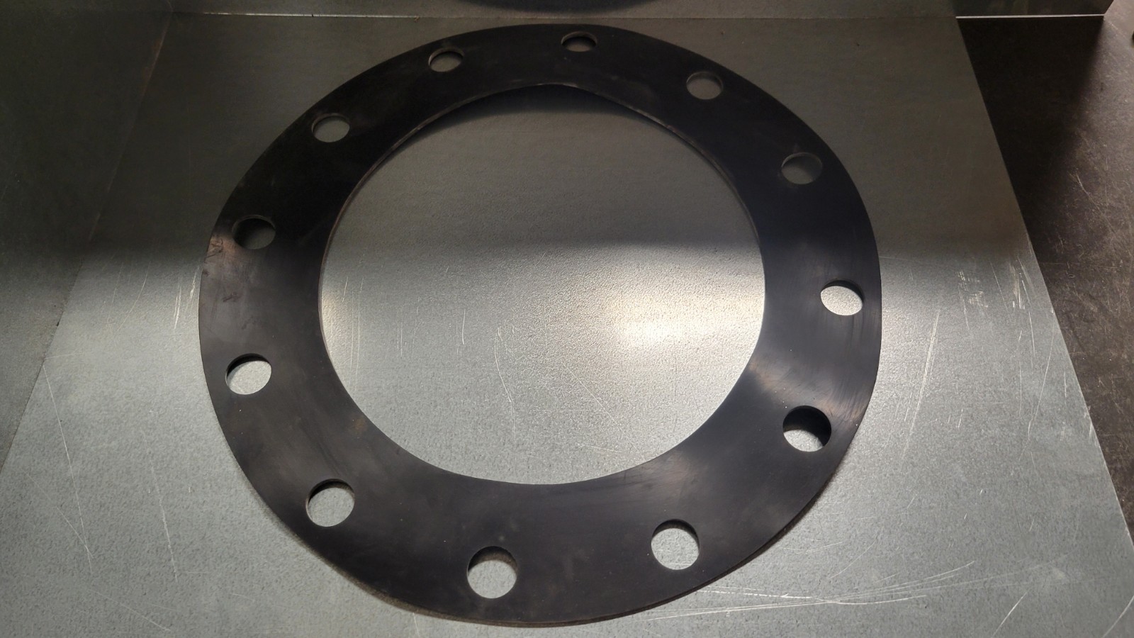 Reliapak 10″ Flange Kit EPDM Rubber 1/8″ Gasket 150# w/ Bolts & Nuts