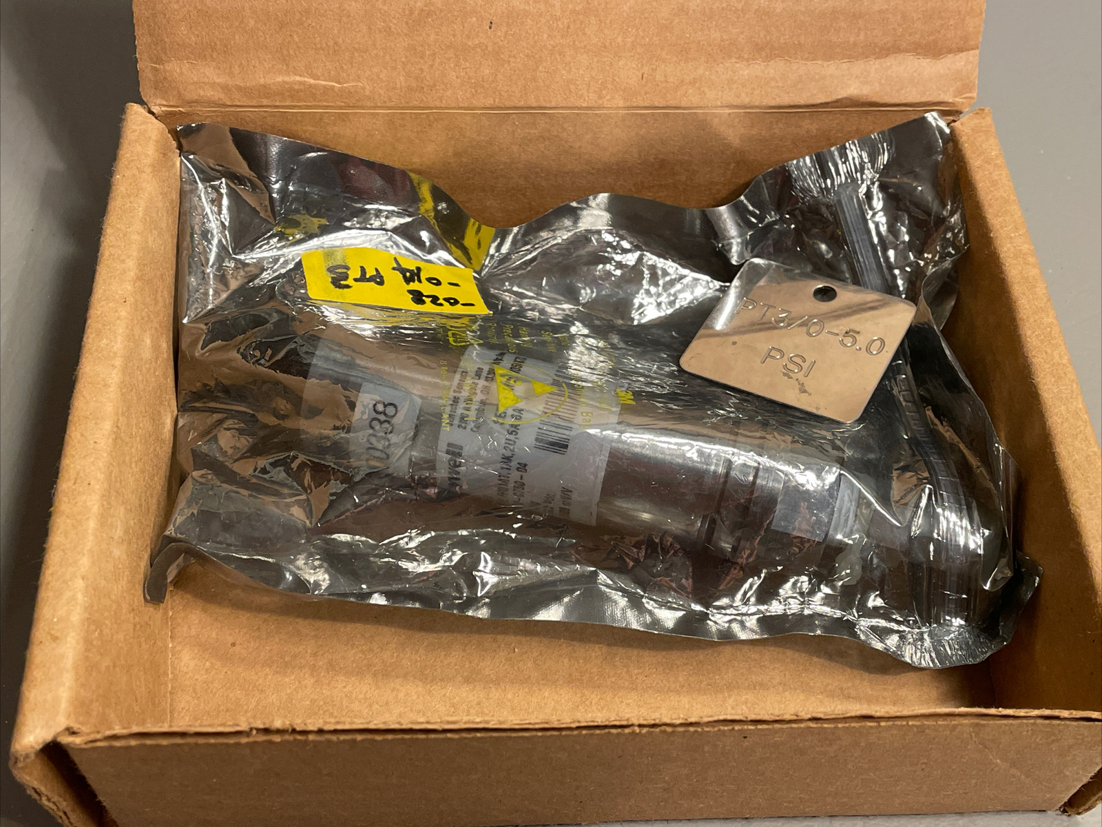 HONEYWELL 060-C750-04 SENSOR MODEL FPG RANGE 5 PSIG OUTPUT 4.8609 MV/V