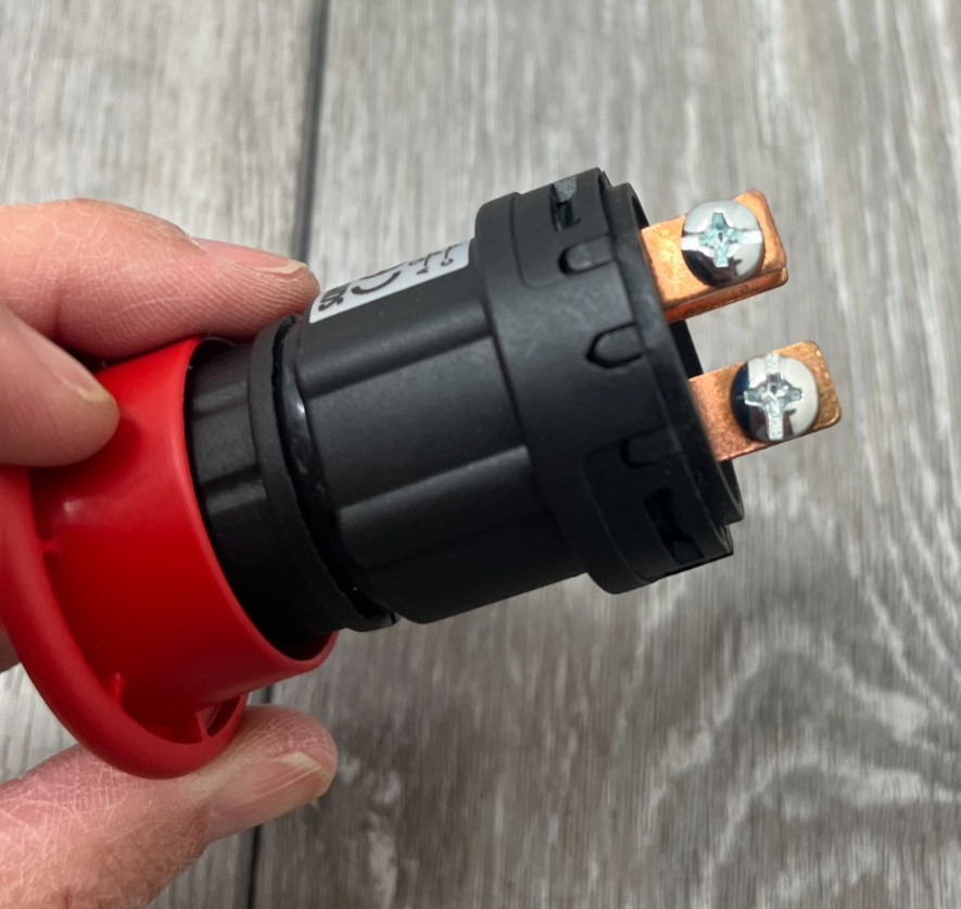 SUNS PP22-ES-R-P8 22mm Emergency Stop Switch Push/Pull