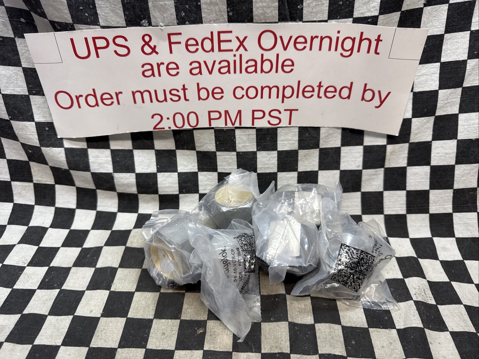 SWAGELOK SS-16-VCR-CP, SS16VCRCP, NUT 1″ VCR, LOT OF 6, SHIPSAMEDAY#1176Q15