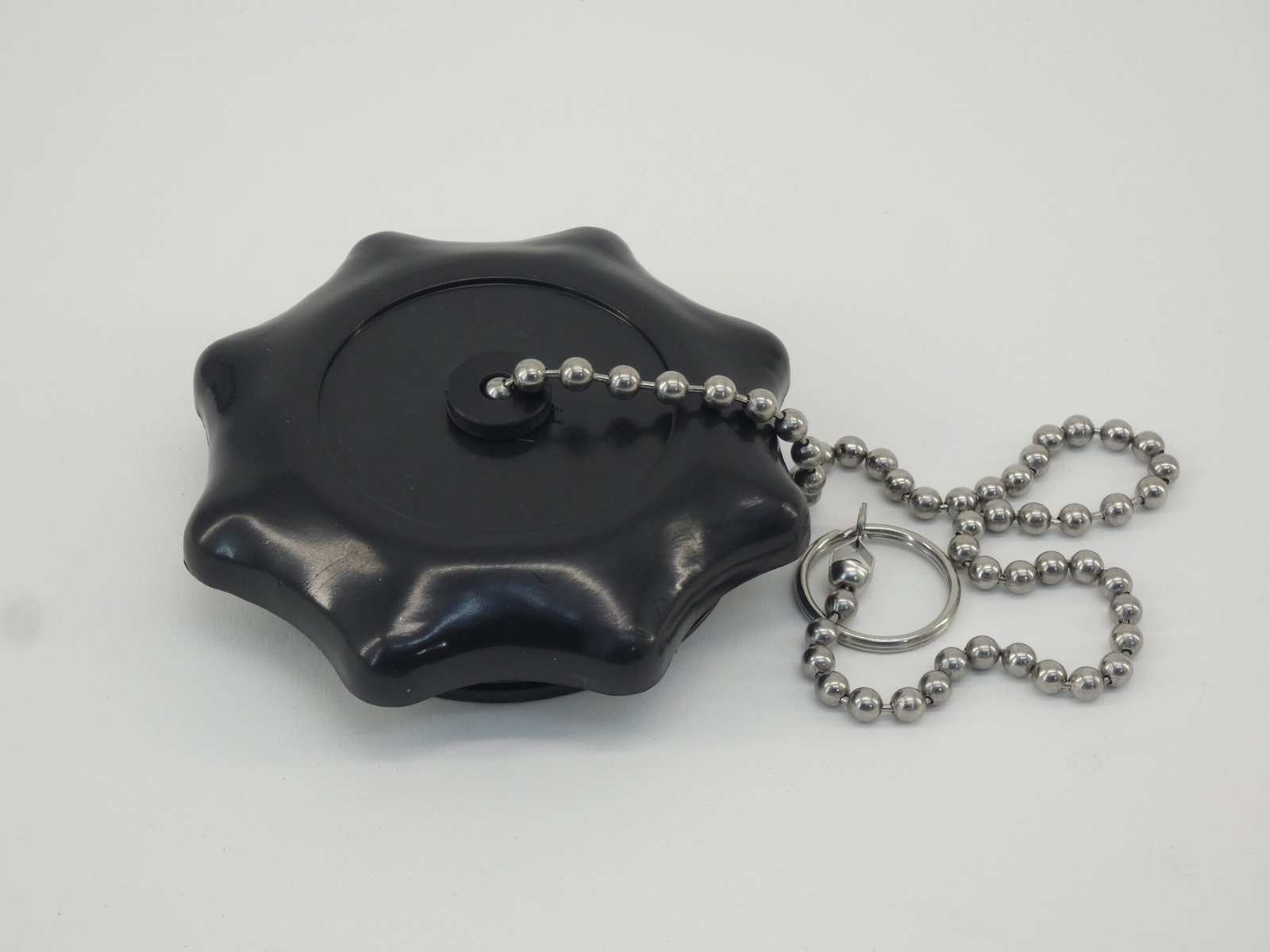 Statco 3000-28 Male Plastic Black Cap W/ 3″ Chain – NEW Surplus!