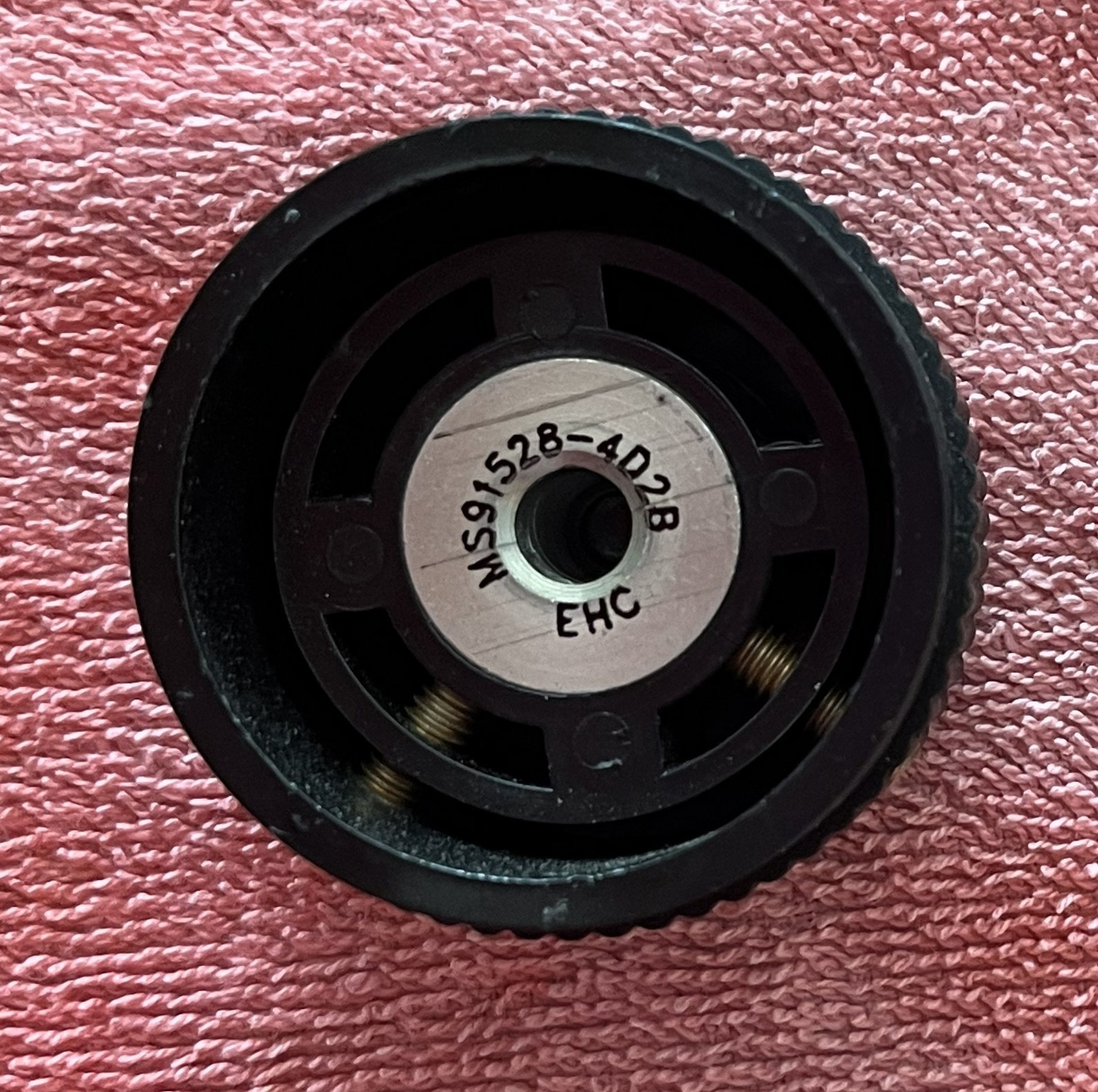 EHC MS91528-4D2B Skirted Black Knob Mil Spec 1/4″ Shaft 1.75″ DIA 1.07″H
