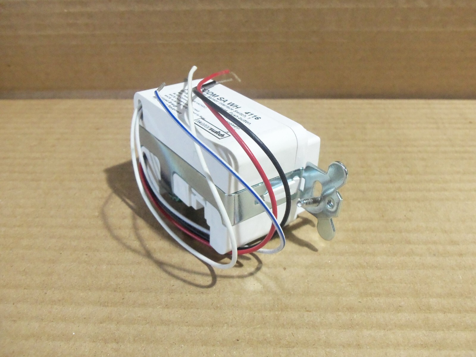 NEW ACUITY CONTROLS sPODM SA WH ENCLOSED ENERGY MANAGEMENT EQUIPMENT WHITE