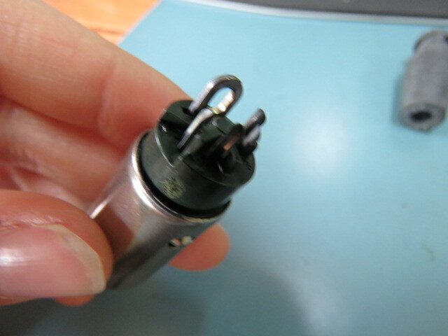 SWITCHCRAFT R4F Qty of 2 per Lot 4 Position Circular Connector Plug, Female Soc