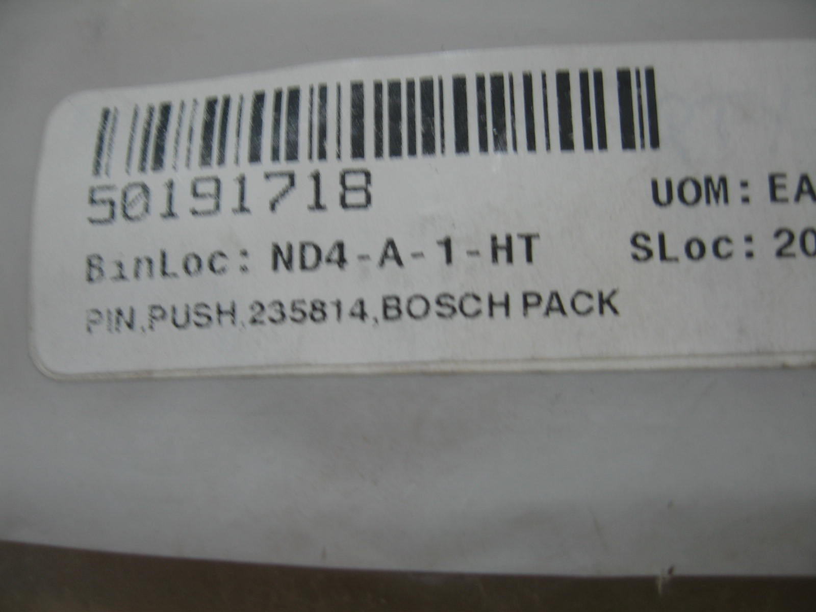 Bosch 235814 Push Pin Screw 1/8″ Shaft Diameter 1 1/8″ Shaft Length Pack of 10