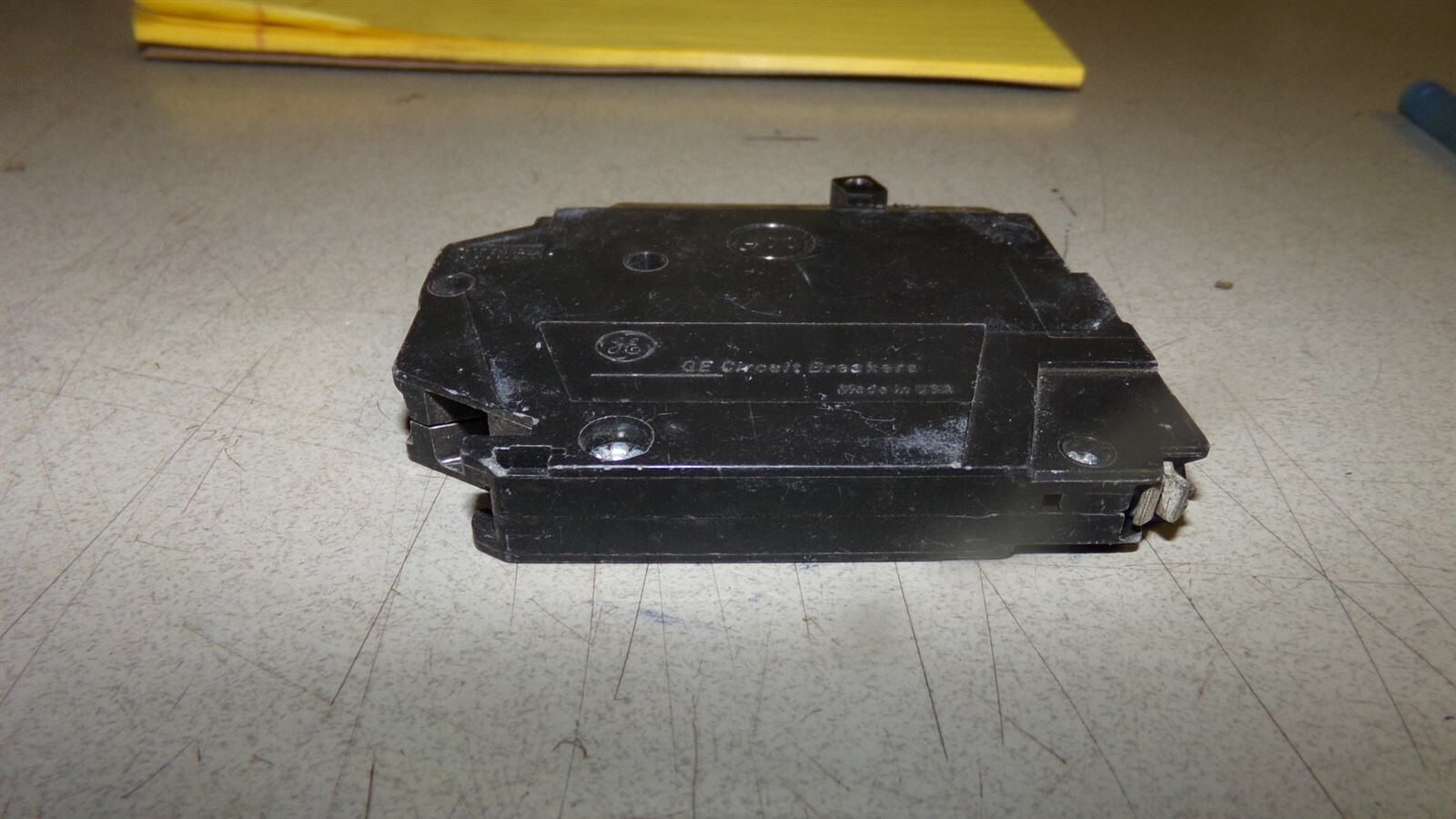 GE G220 Circuit Breaker *FREE SHIPPING*