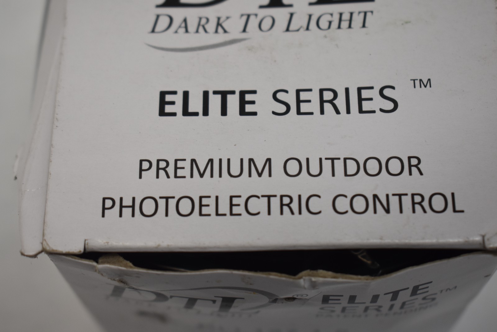 DTL Dark to Light DLL127F 1.5 Elite Series Premium Outdoor Photoelectric Control