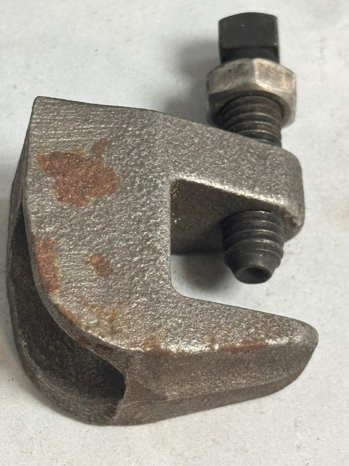 Fastenal 1/2-BIP” Plain Finish Wide (1/2) Throat Univ Top Beam Clamp