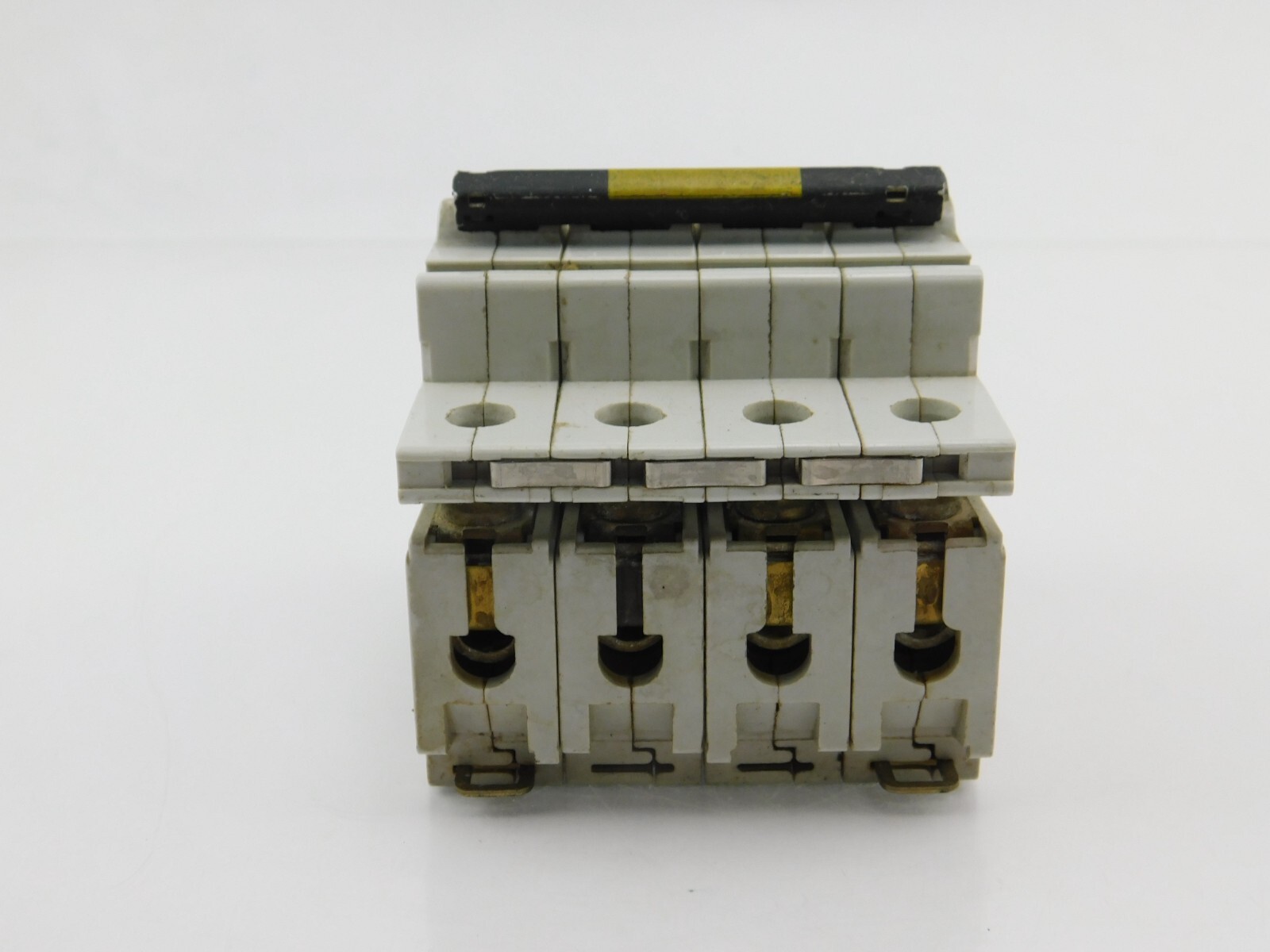 Hager N°22-U(20A) 380 V M 920 01