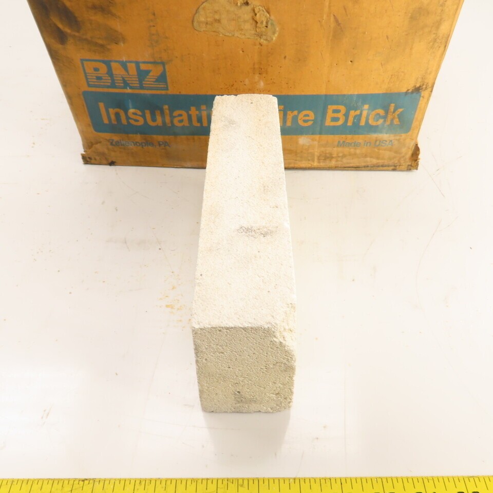 BNZ No.1 Arch Insulating Fire Brick 2600-¦ 9″ x 4.5″ x 2.5″ Box Of 8