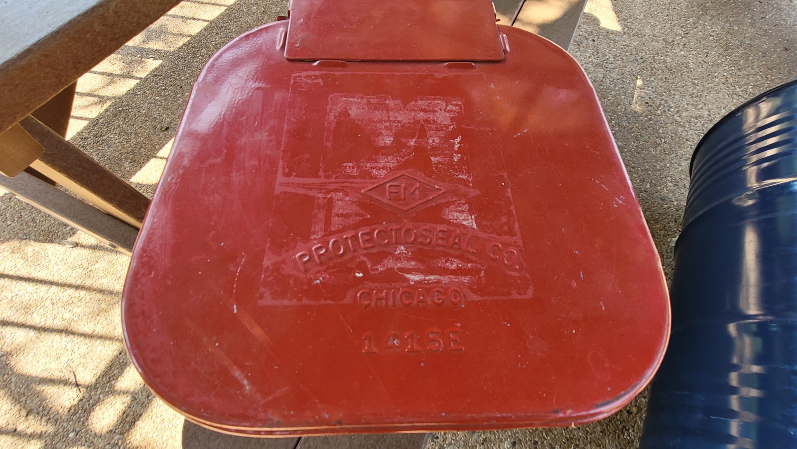 Protectoseal Chicago 1415E – Red Fire Can – Vintage