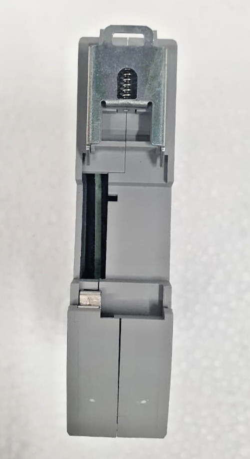 Perle SR-100-SFP Din Rail Media Converter 05091280