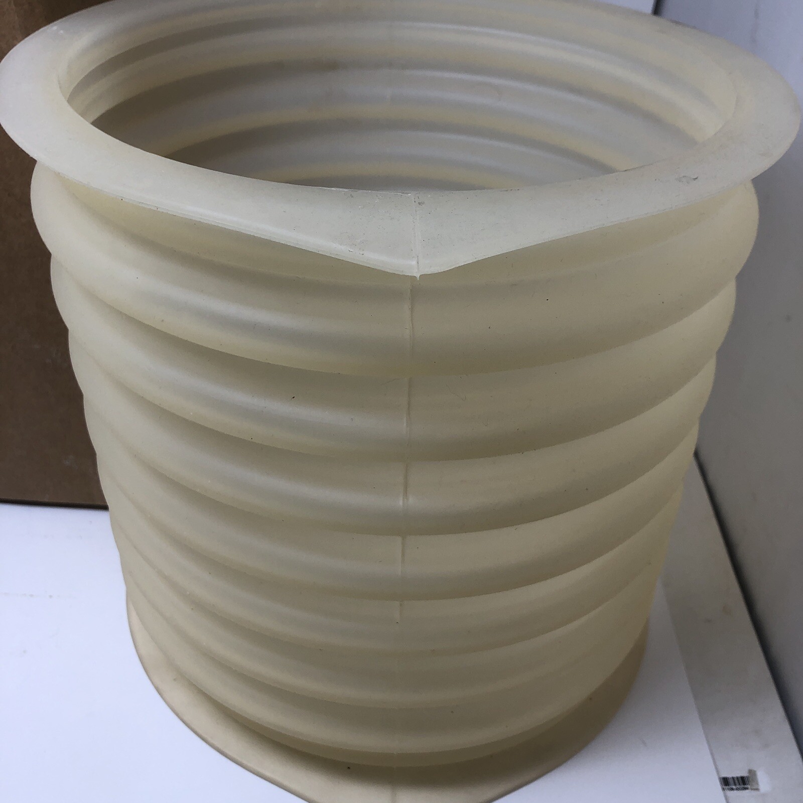 New Sweco 2799TS Flexible Spout Connector Sleeve 10″ x 12″ Clear Silicone Bellow