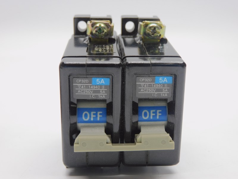 FUJI ELECTRIC CP32D5A 250VAC 5A NSMP