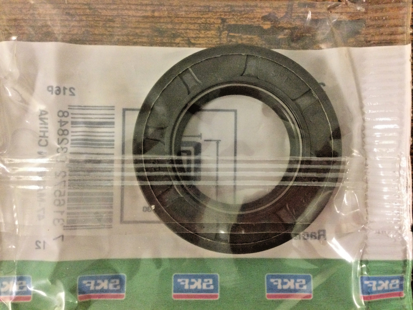 NEW, (LOT 3), SKF / CR SEALS, 30x52x7 HMS5 RG, RADIAL SHAFT SEAL, FREE SHIPPING