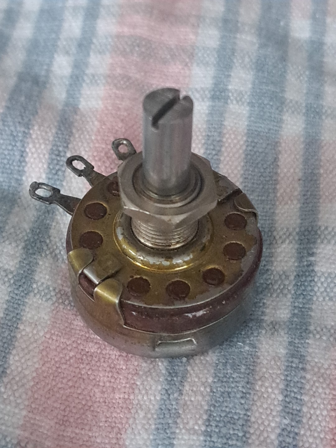 Allen Bradley AB Potentiometer Type J 100 Ohm Variable Resistor JAIN200P101UA