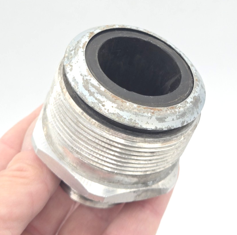 Woodhead 36270N Deluxe Cord Grips Strain Relief 1″ NPT 1.000-1.125″ Cable Dia