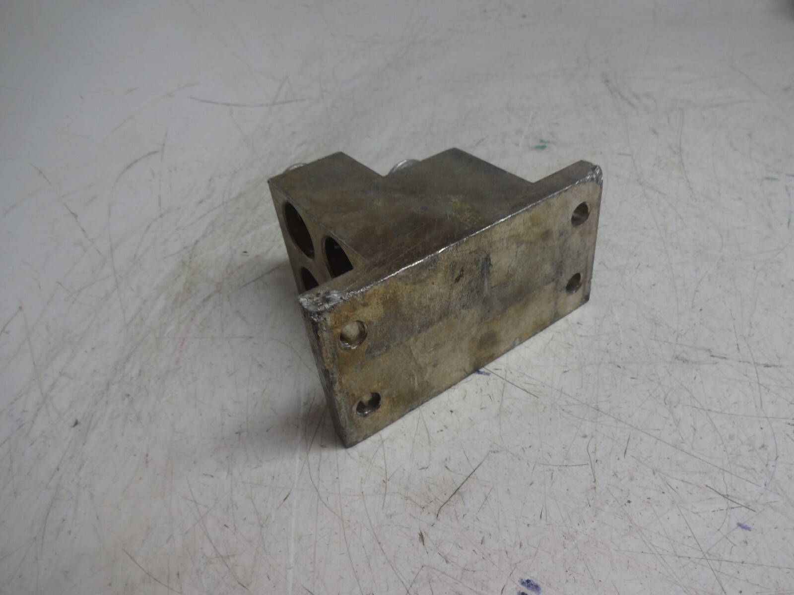 CMC PV4-600 / 600KCMIL-2 / CU9AL / Mechanical Lug