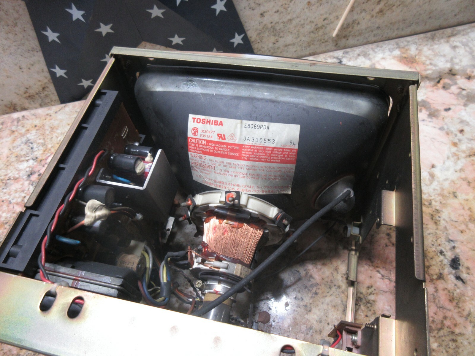 TOTOKU DISPLAY MONITOR A61L-0001-0093 MDT947B-2A 117821446 OCT-1989 1-B
