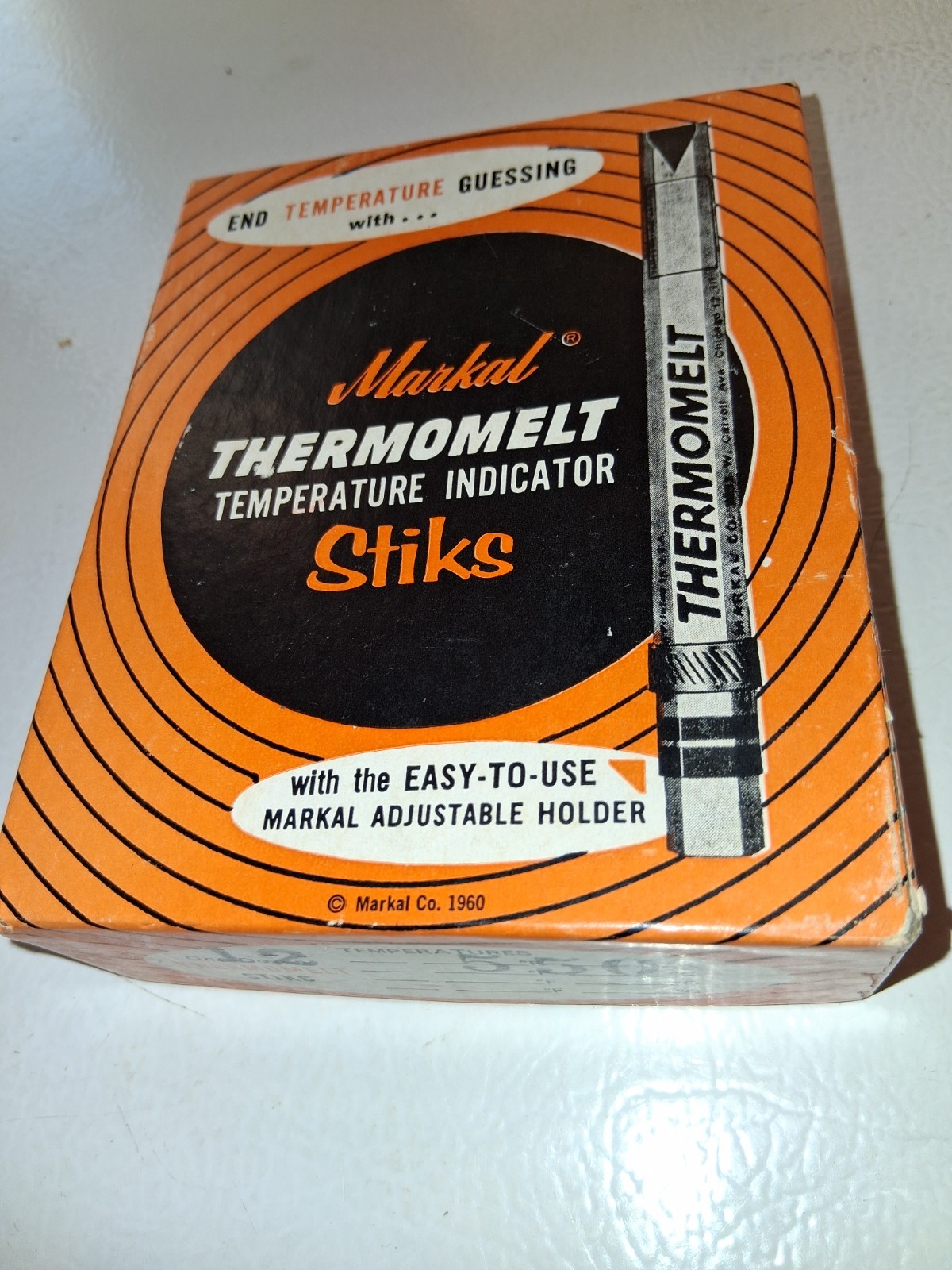 MARKAL THERMOMELT TEMPERATURE INDICATOR STICKS WITH EASY-TO-USE ADUSTABLE HOLDER