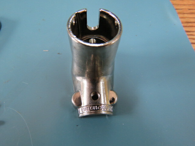 SWITCHCRAFT R4F Qty of 2 per Lot 4 Position Circular Connector Plug, Female Soc