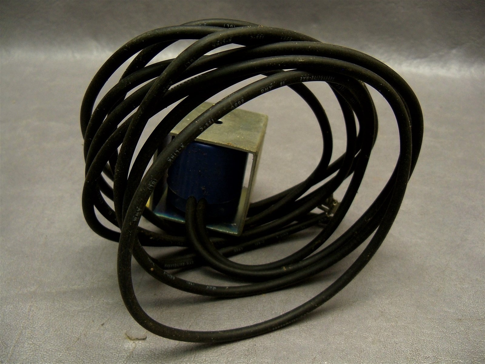 X22202-7158 Alco Controls Reversing Valve Coil 24 Volts 50/60 Cycles 12 Watts