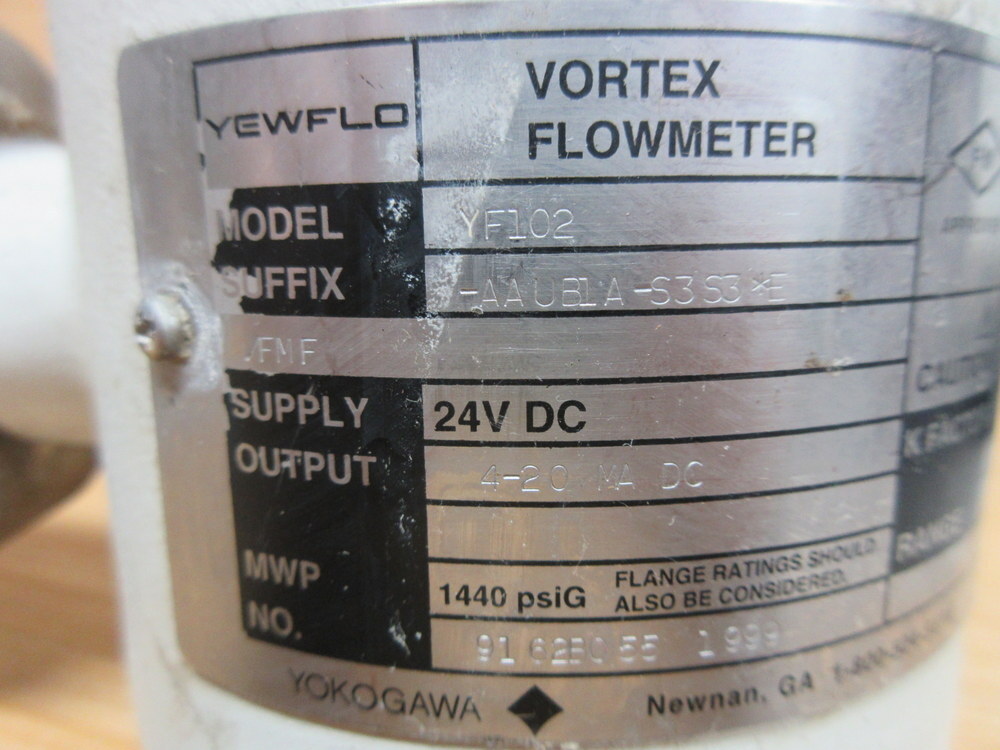 Yokogawa YF102-AAUB1A-S3S3*E/FMF Vortex Flowmeter YF102AAUB1AS3S3EFMF