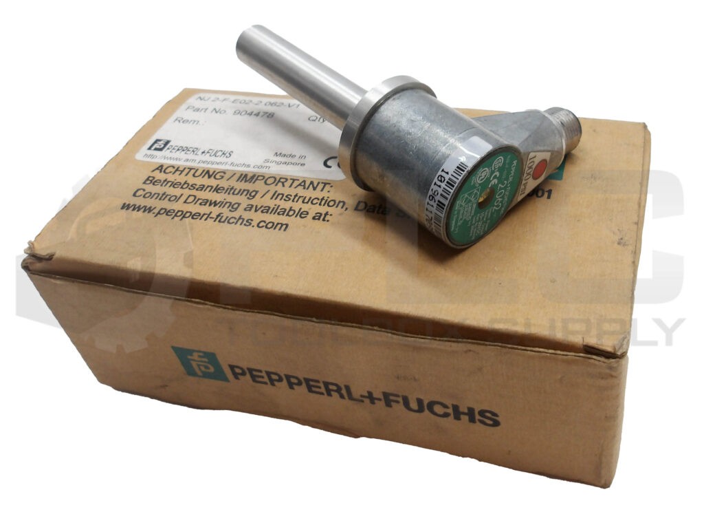 NEW PEPPER+FUCHS NJ 2-F-E02-2.062-V1 POSITION SWITCH