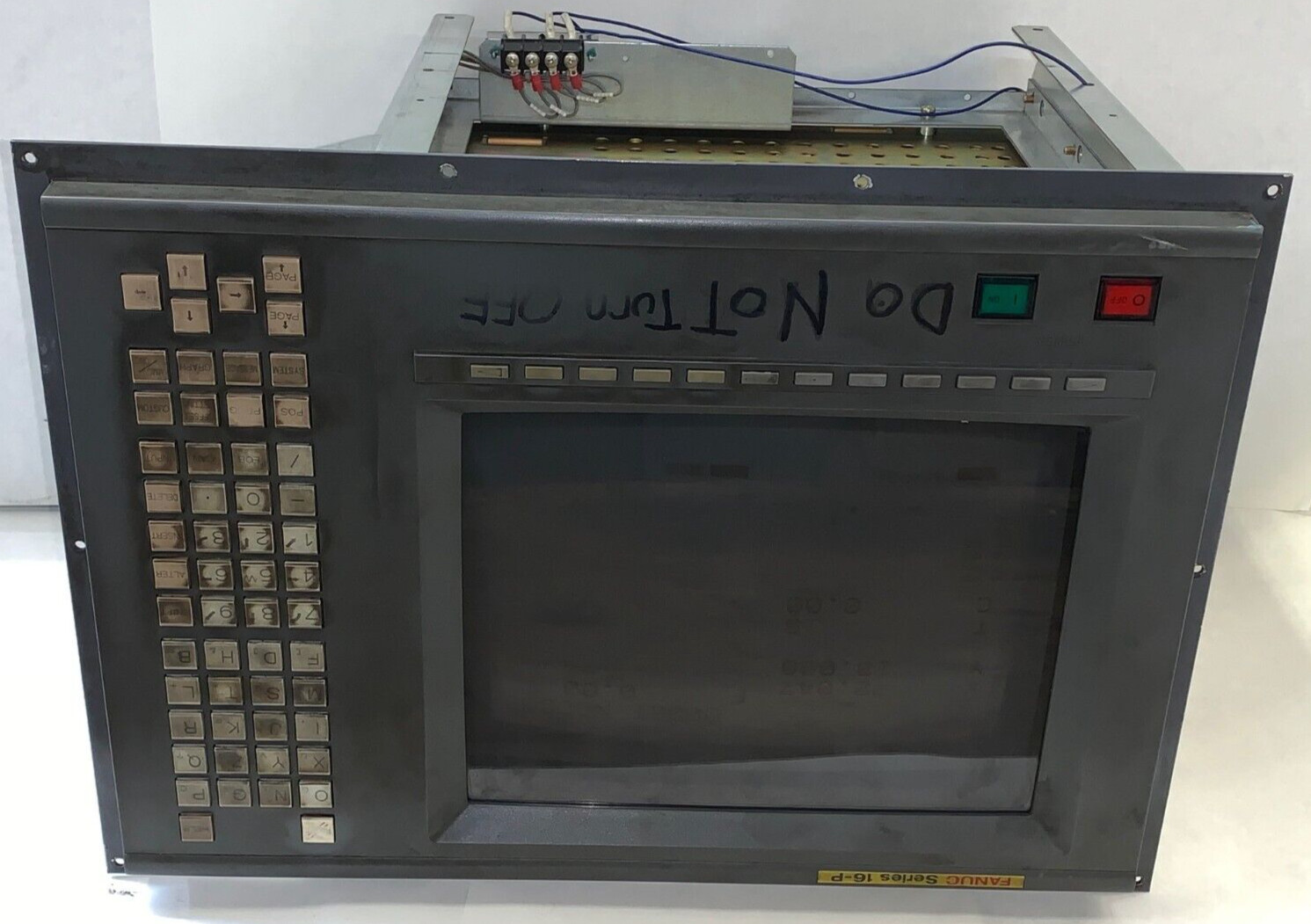 TOSHIBA OPERATOR DISPLAY MONITOR D14CM-05A FANUC A61L-0001-0094 14″ SCREEN