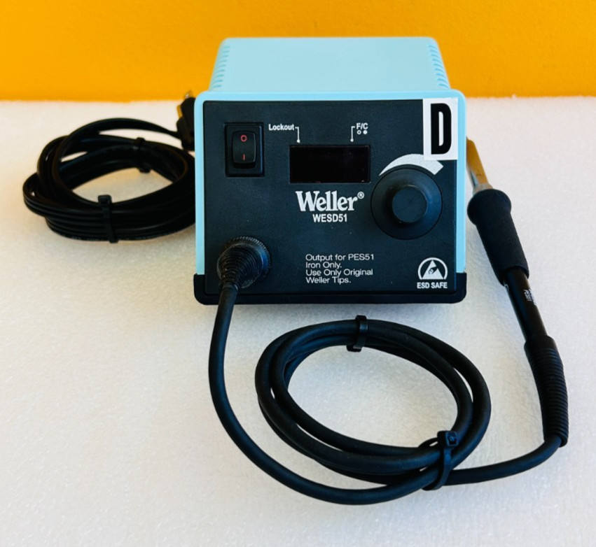 Weller WESD51 60 W, 120 VAC, Soldering Station + PES51 24 VDC Pencil. Tested!