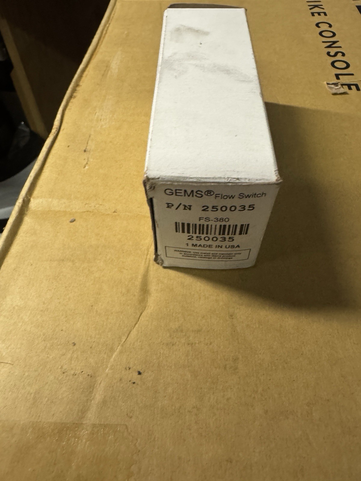 Gems Sensors Fs-380/ 250035 / 3/8″ Liquid Flow Switch/ 0.15 Gpm/ New In Box